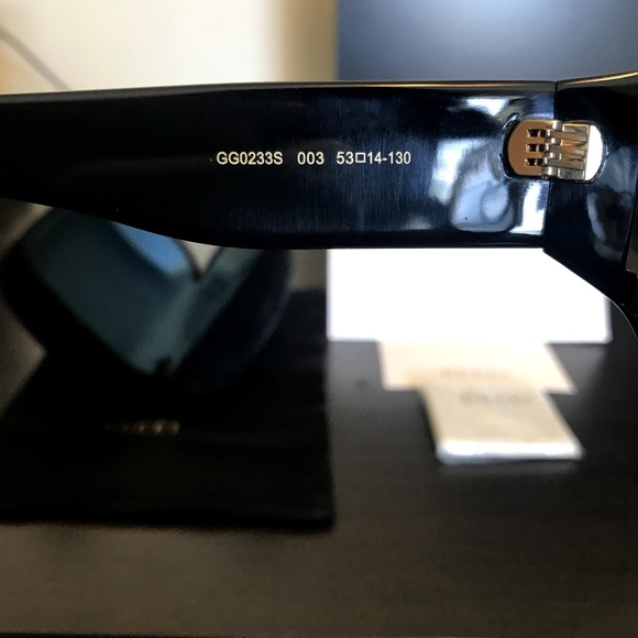 Gucci Sunglasses - Picture 4 of 8